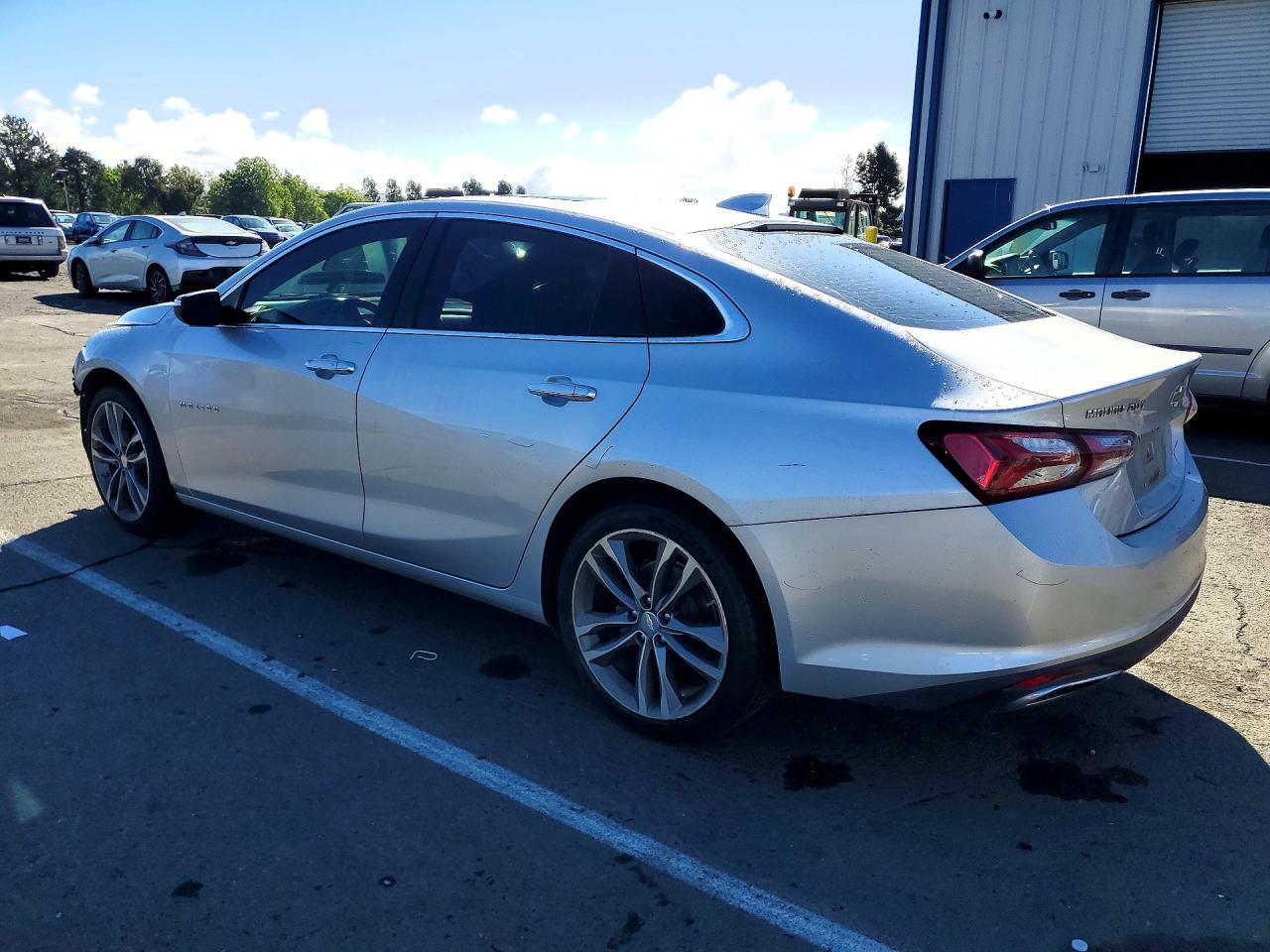 2020 CHEVROLET MALIBU PREMIER photo 3