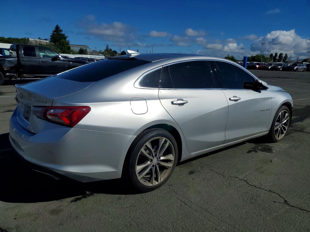 2020 CHEVROLET MALIBU PREMIER photo 5