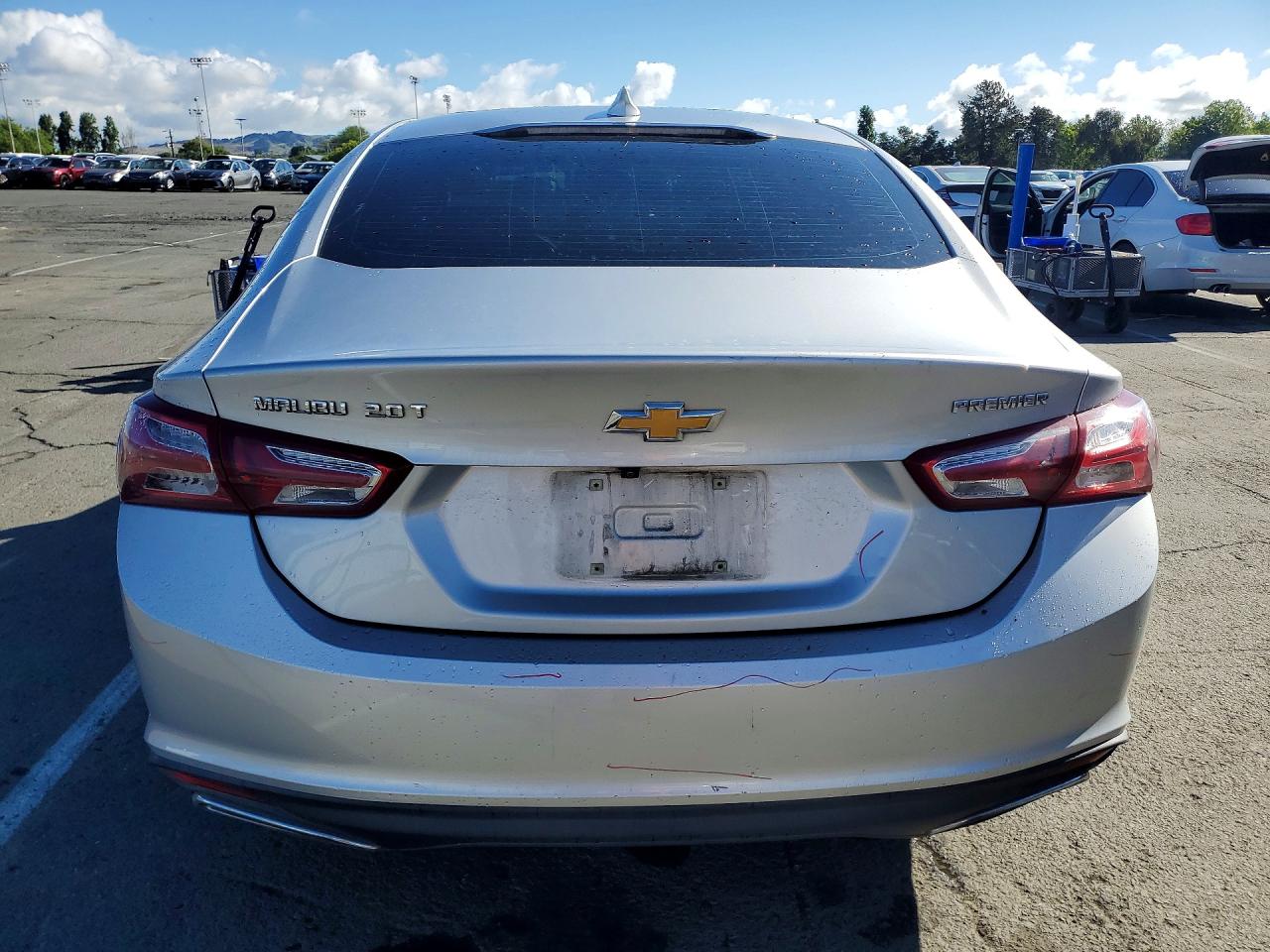 2020 CHEVROLET MALIBU PREMIER photo 11
