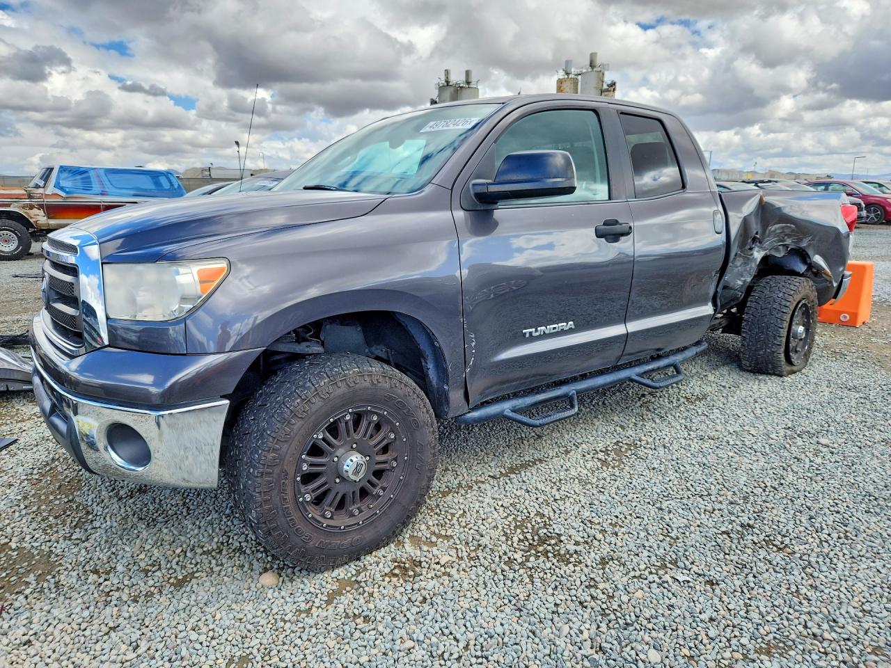2013 TOYOTA TUNDRA