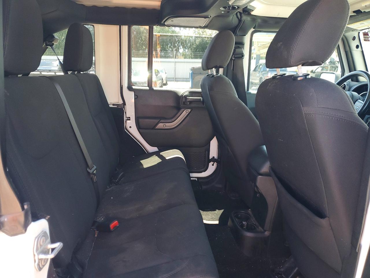 2018 JEEP WRANGLER UNLIMITED SPORT photo 21