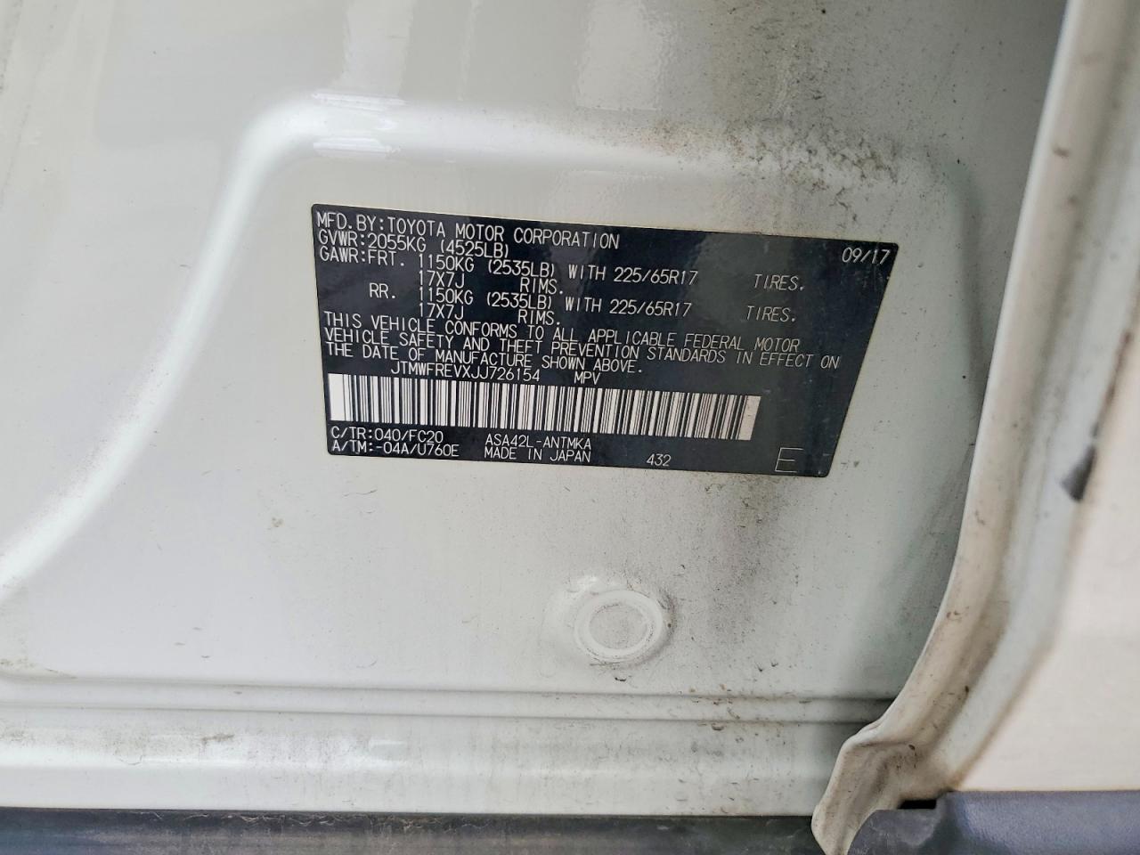 2018 TOYOTA RAV4 XLE photo 12