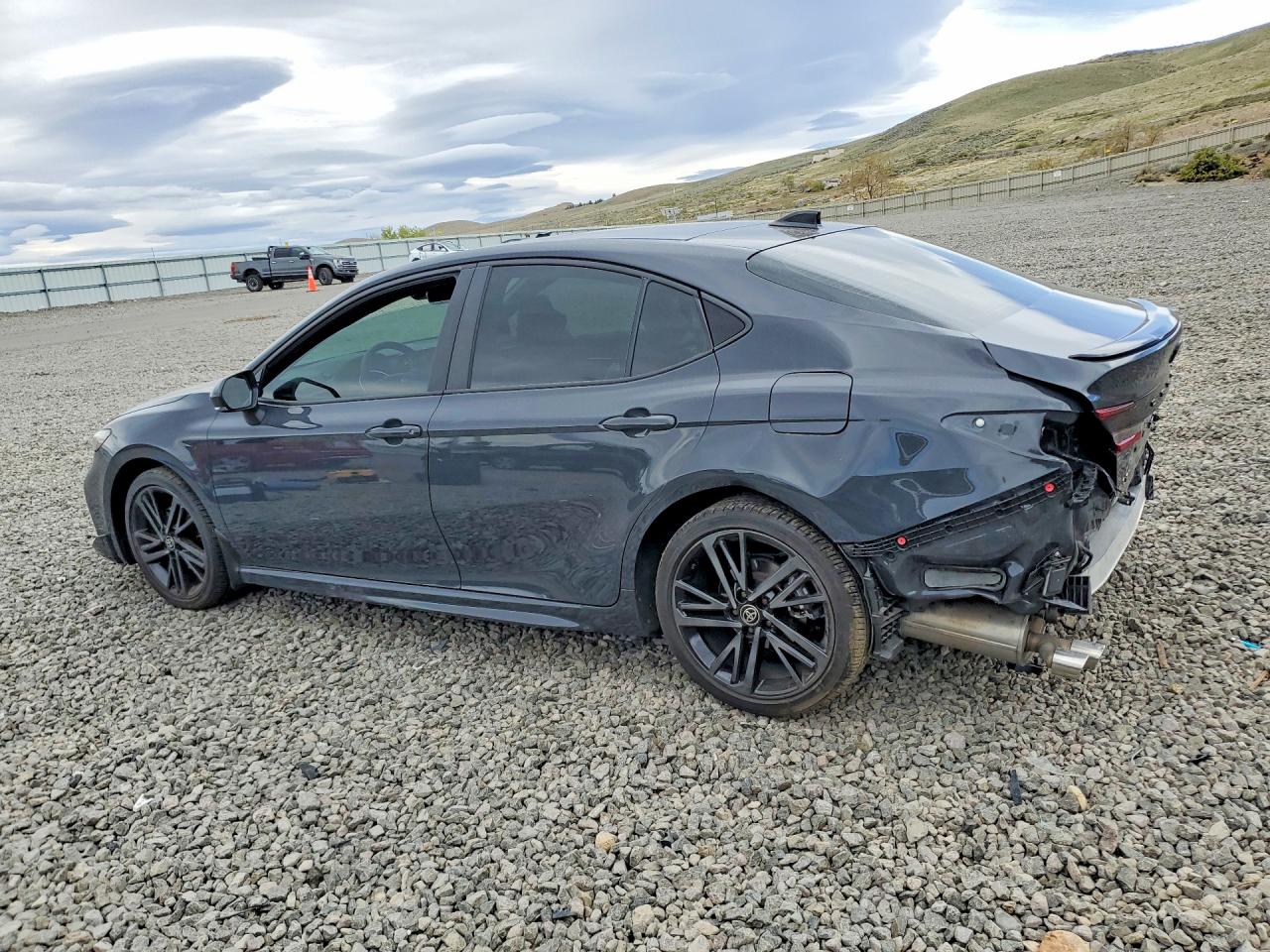2025 TOYOTA CAMRY XSE photo 4