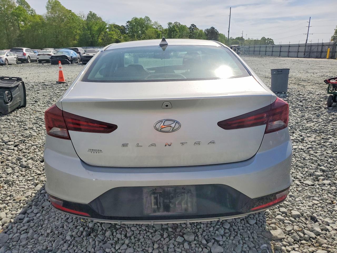 2019 HYUNDAI ELANTRA SEL photo 11