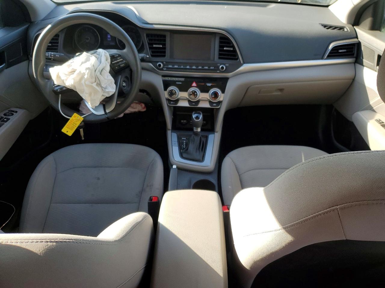 2019 HYUNDAI ELANTRA SEL photo 15