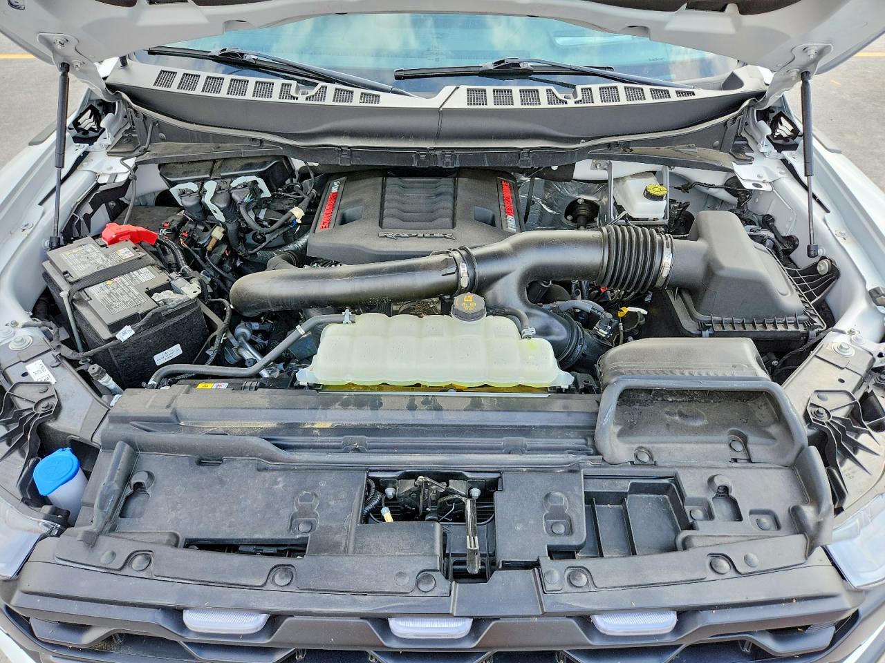2025 FORD F150 RAPTOR photo 31