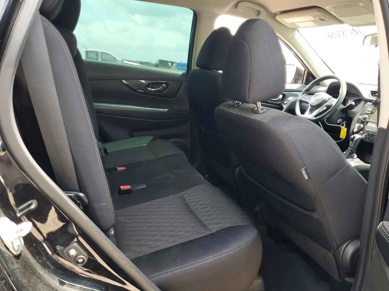 2017 NISSAN ROGUE S photo 28