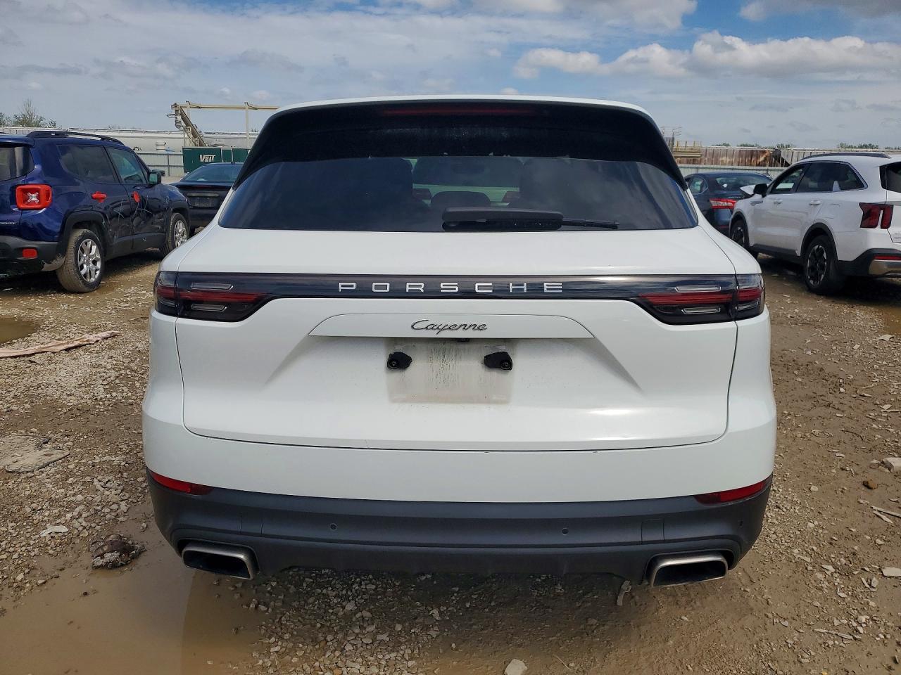 2020 PORSCHE CAYENNE photo 11