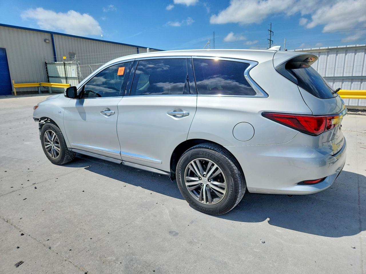 2020 INFINITI QX60 PURE photo 3