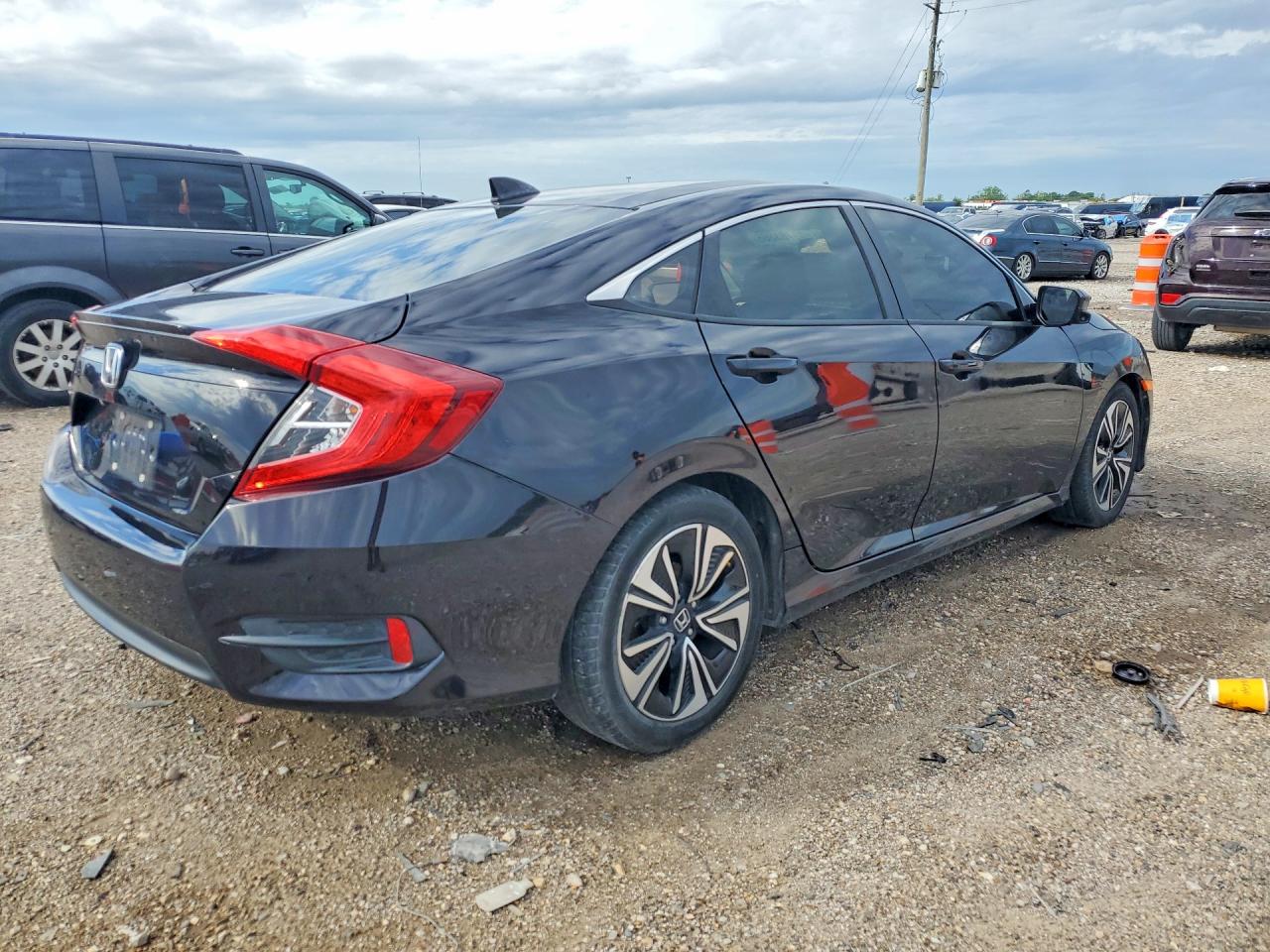 2016 HONDA CIVIC EXL photo 5