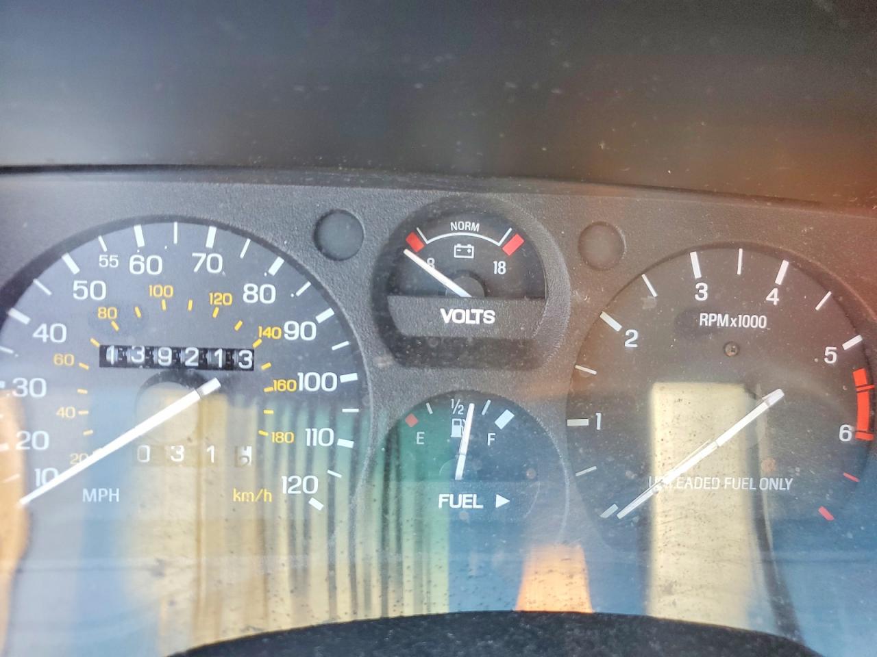 1996 FORD THUNDERBIRD LX photo 17