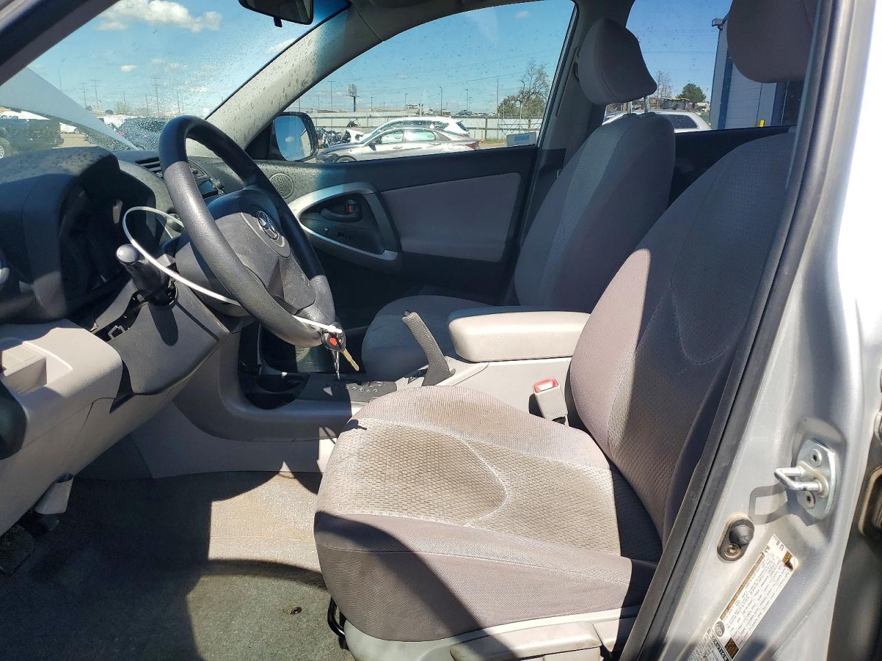 2006 TOYOTA RAV4 BASE photo 19