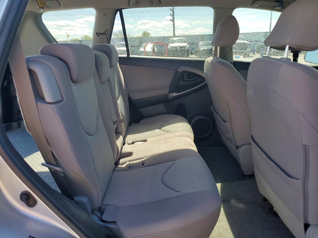 2006 TOYOTA RAV4 BASE photo 31