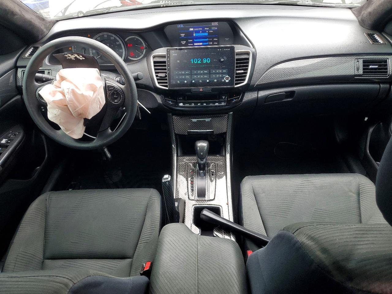 2017 HONDA ACCORD LX photo 15