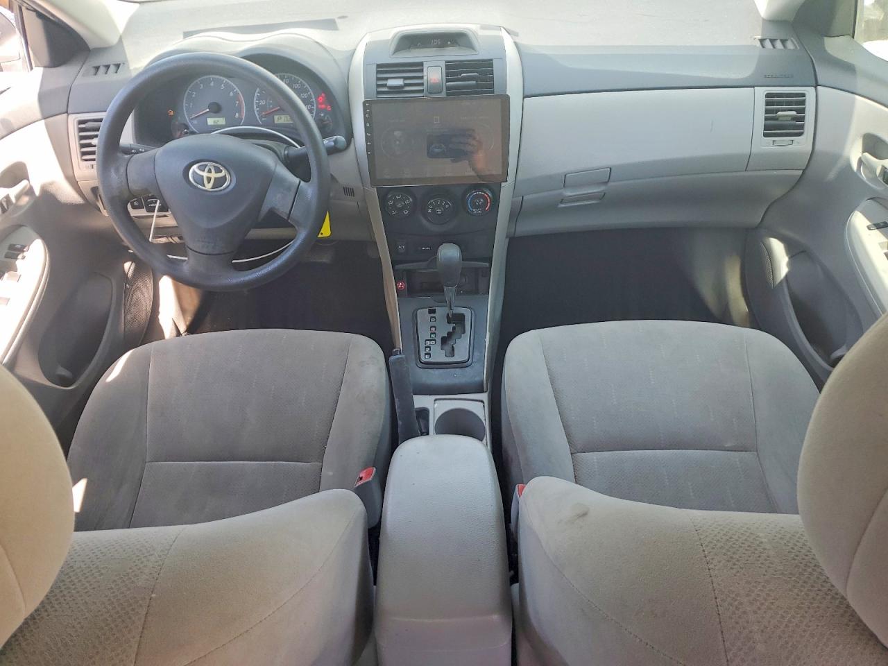 2012 TOYOTA COROLLA L photo 15