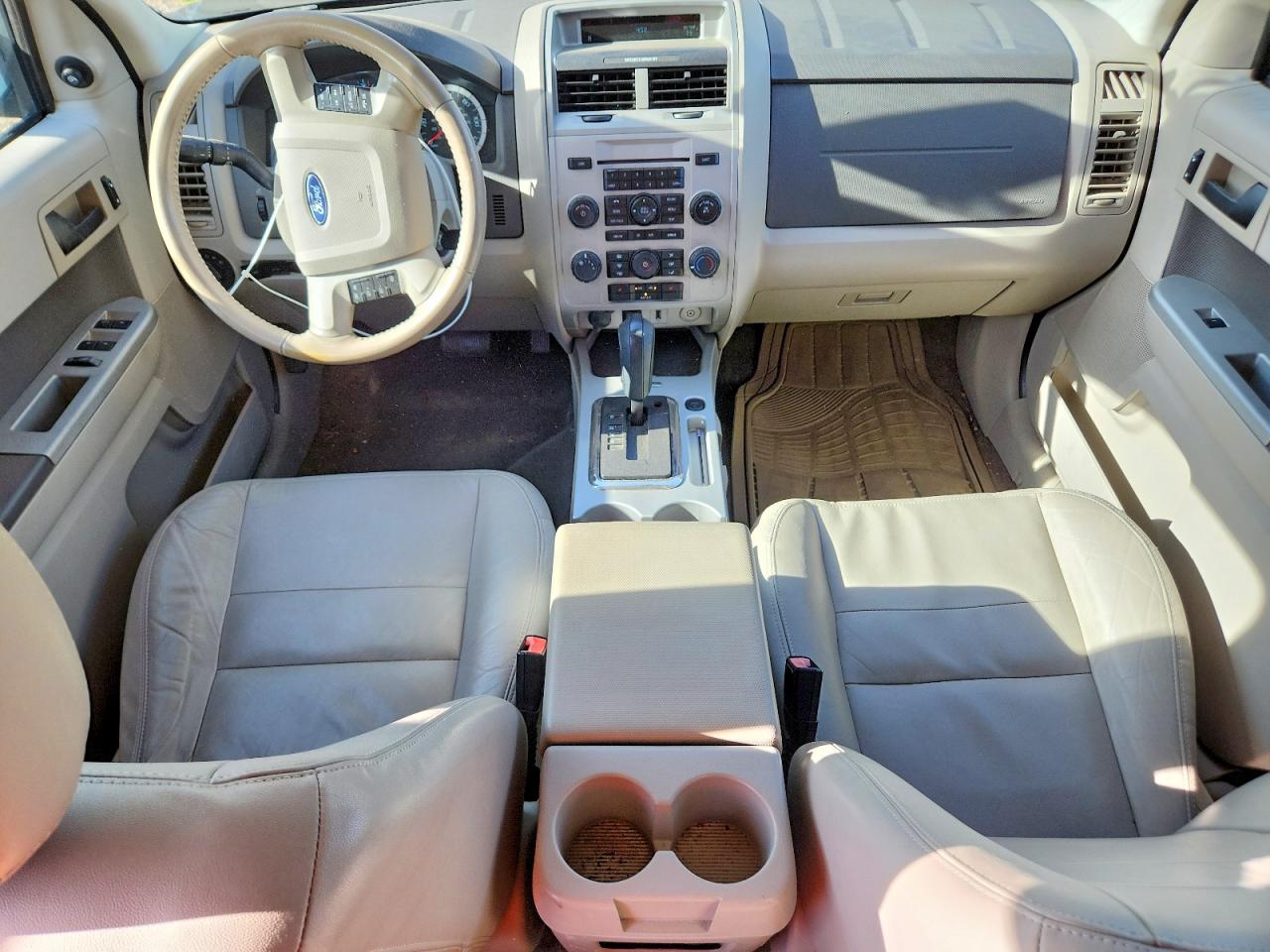 2012 FORD ESCAPE XLT photo 22