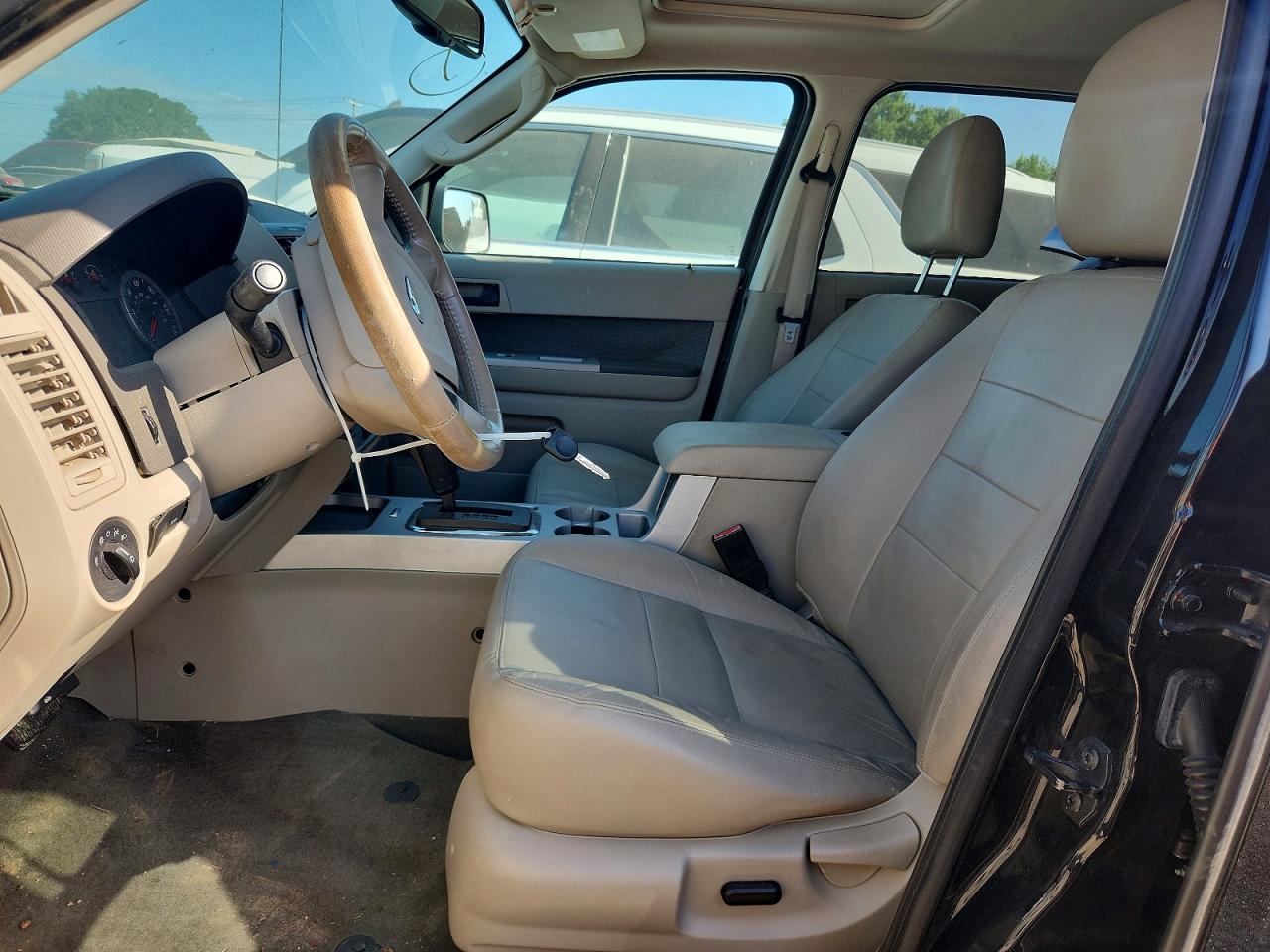 2012 FORD ESCAPE XLT photo 19