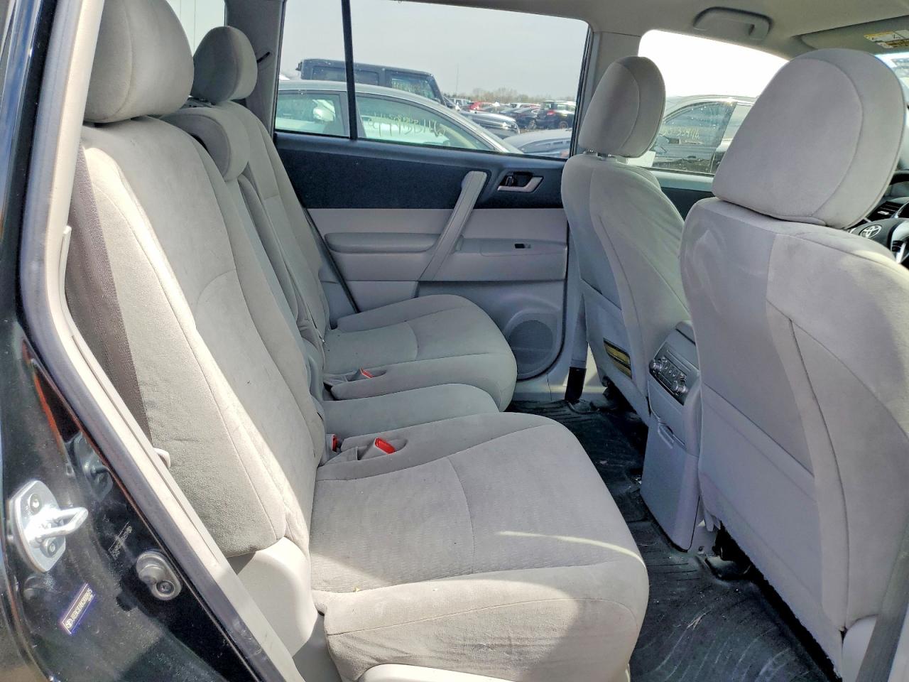 2012 TOYOTA HIGHLANDER HYBRID photo 28