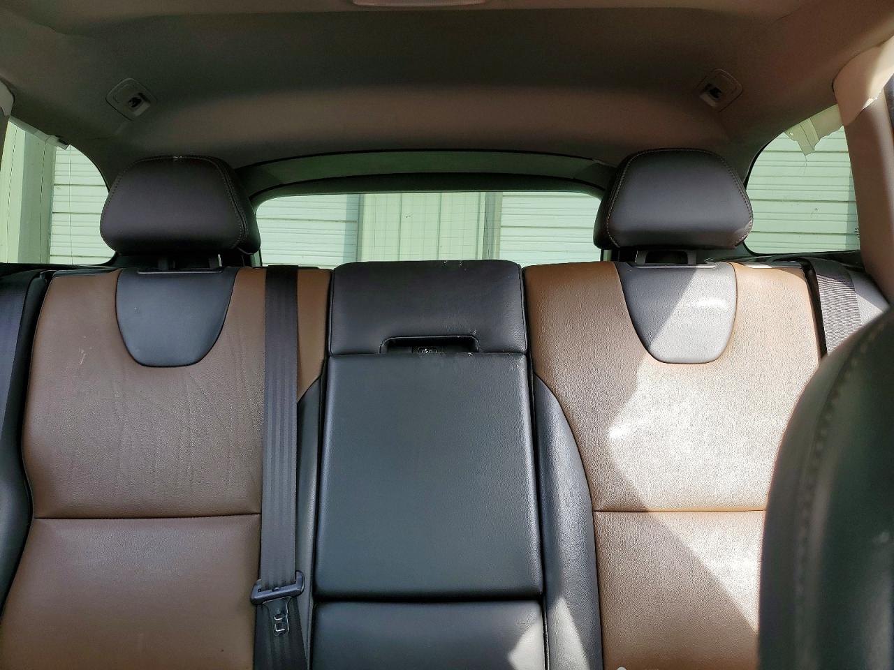 2017 VOLVO XC60 T5 DYNAMIC photo 19