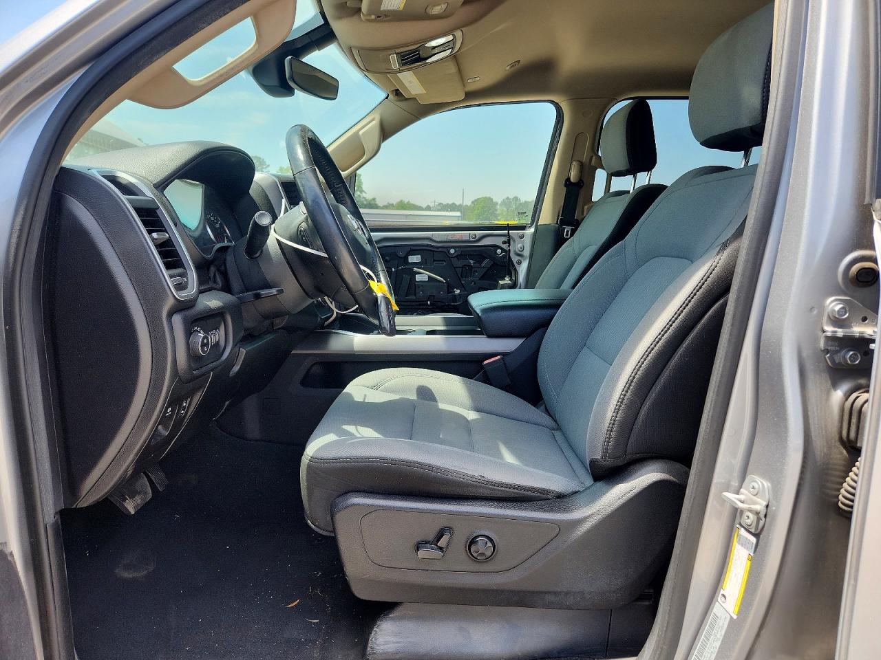 2019 RAM 1500 BIG HORN photo 13