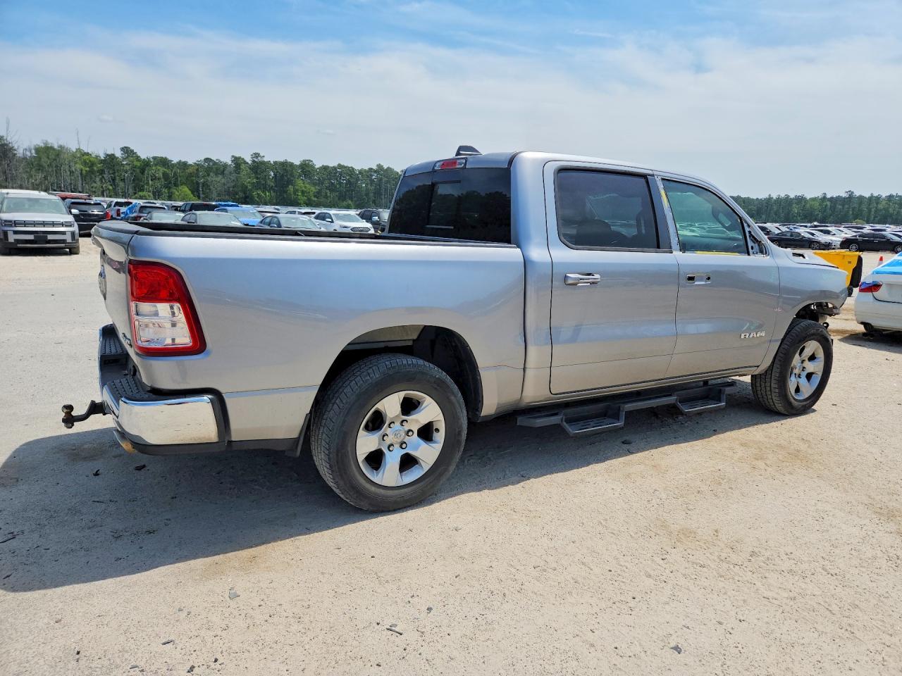 2019 RAM 1500 BIG HORN photo 5