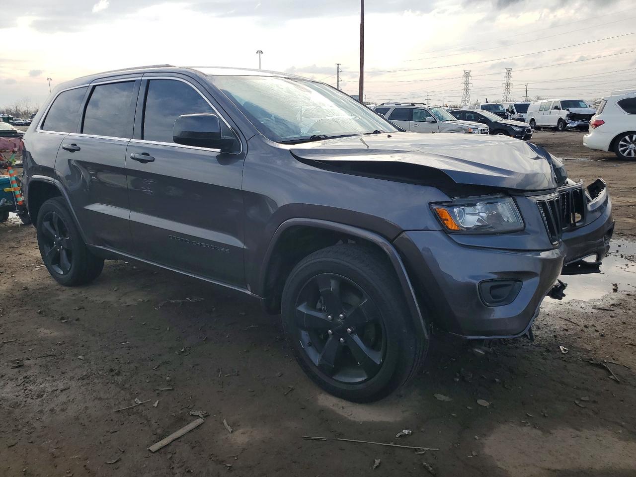 2015 JEEP GRAND CHEROKEE LAREDO photo 4