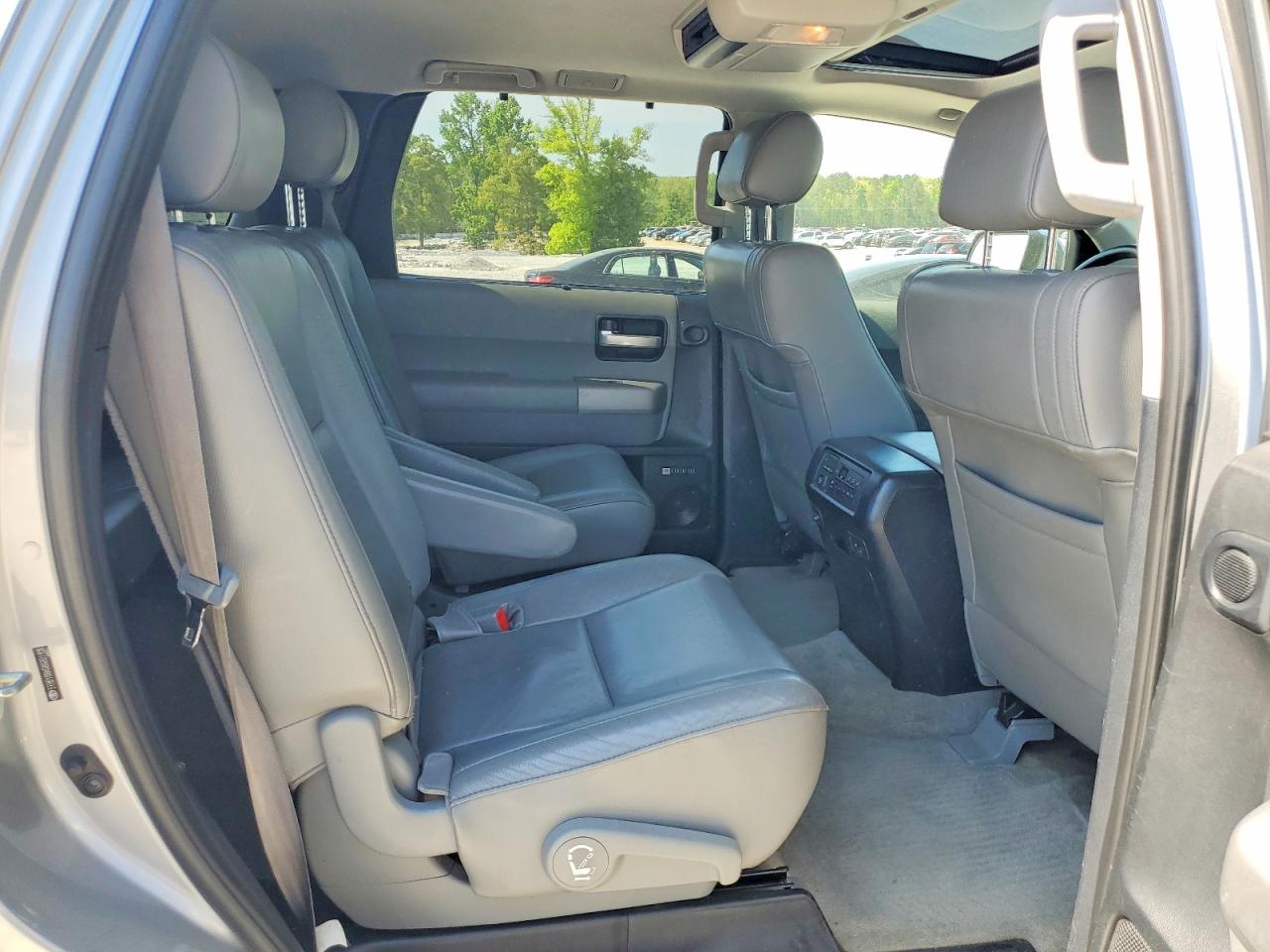 2008 TOYOTA SEQUOIA LIMITED photo 31