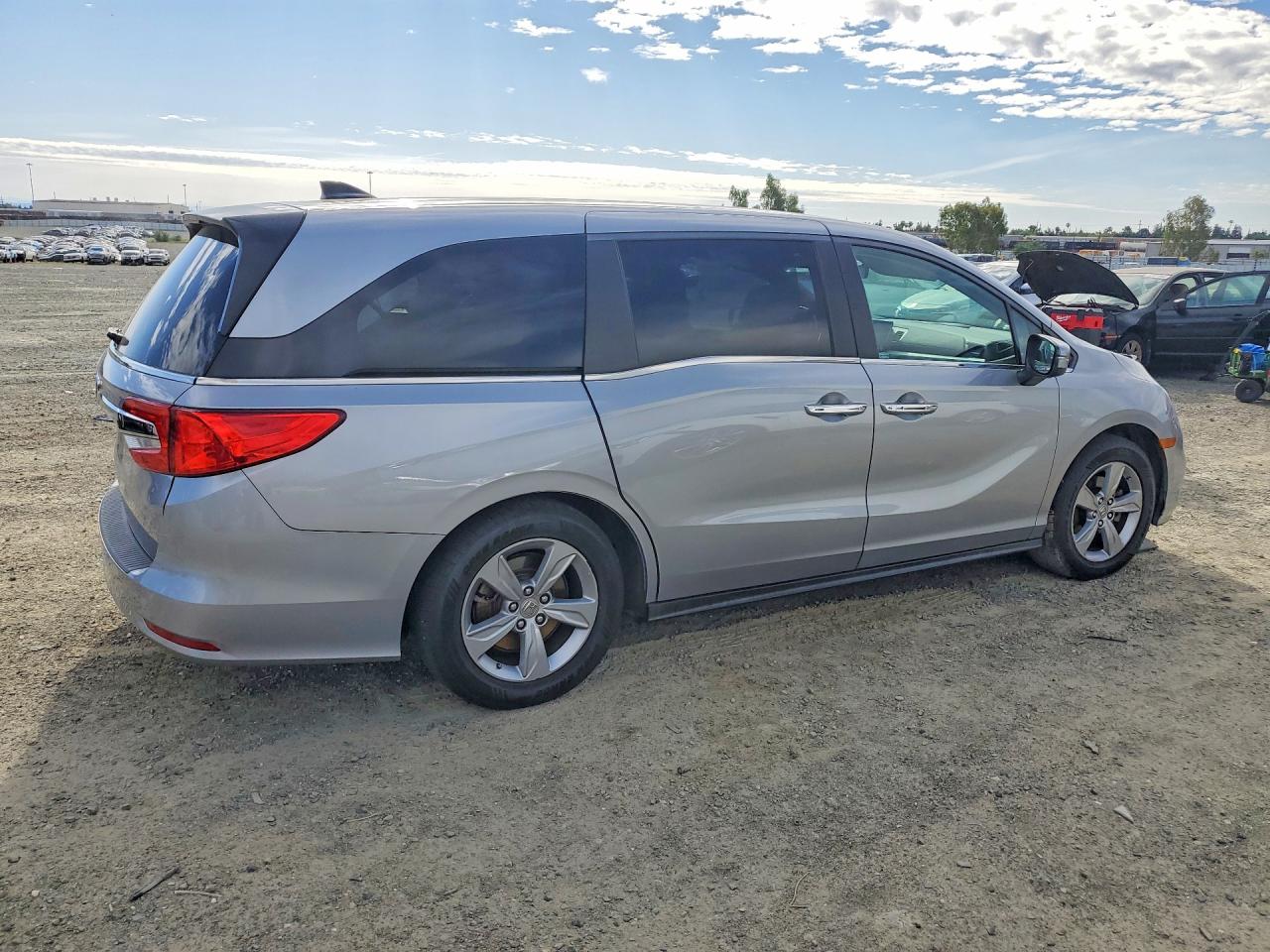 2019 HONDA ODYSSEY EXL photo 5