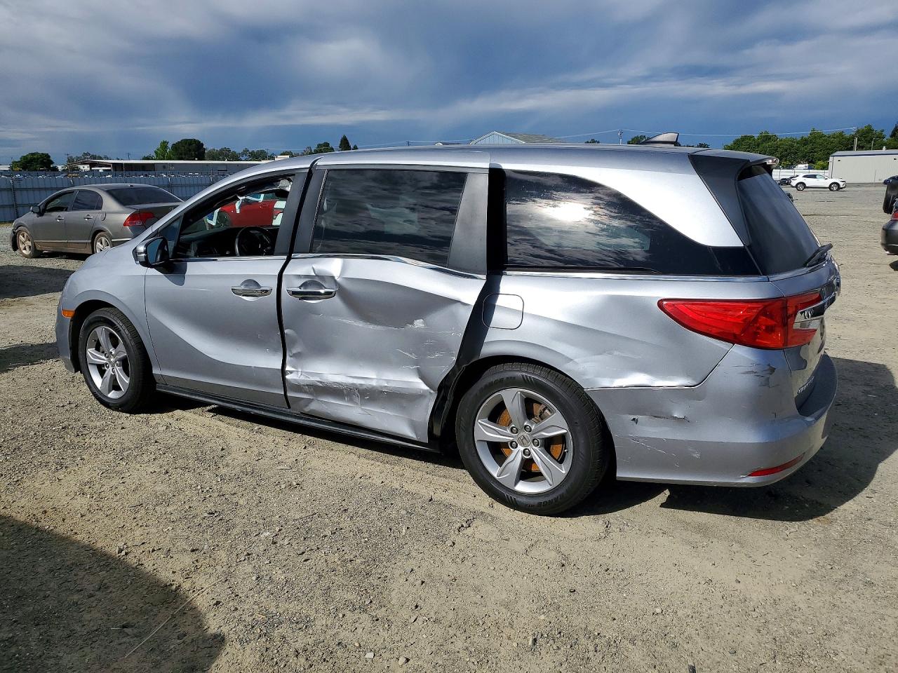 2019 HONDA ODYSSEY EXL photo 3