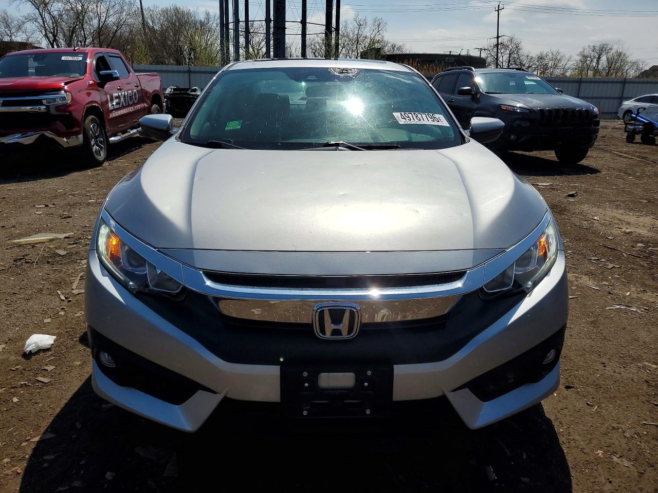 2017 HONDA CIVIC EX photo 9