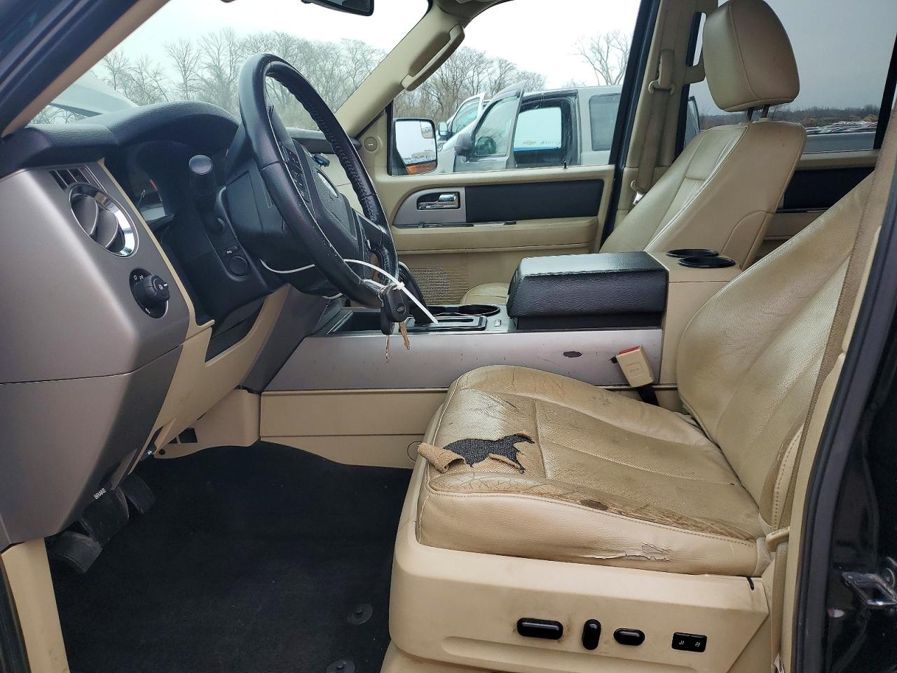 2015 FORD EXPEDITION XLT photo 19