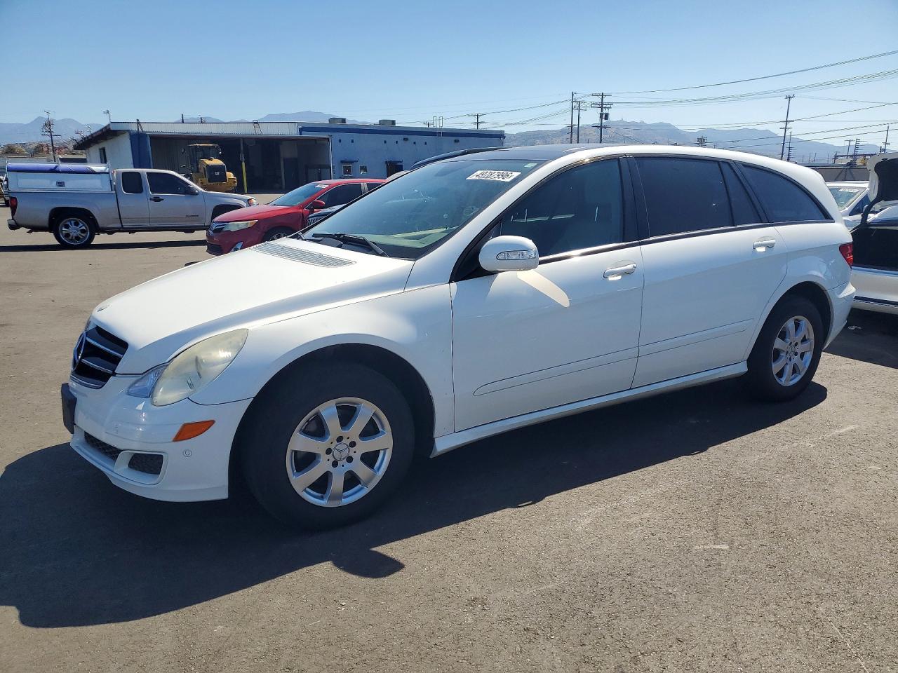 2006 MERCEDES-BENZ R