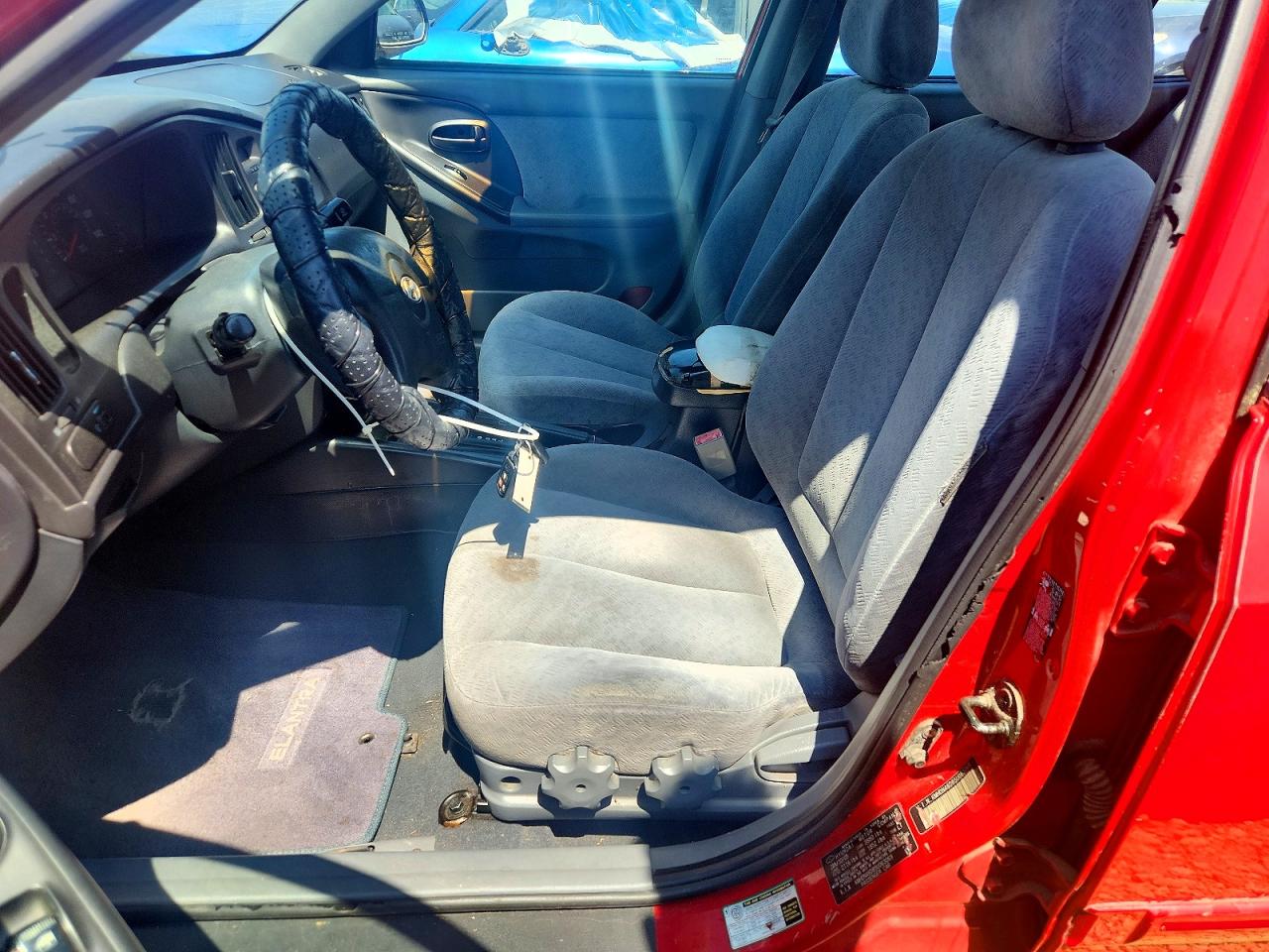 2005 HYUNDAI ELANTRA GLS photo 13