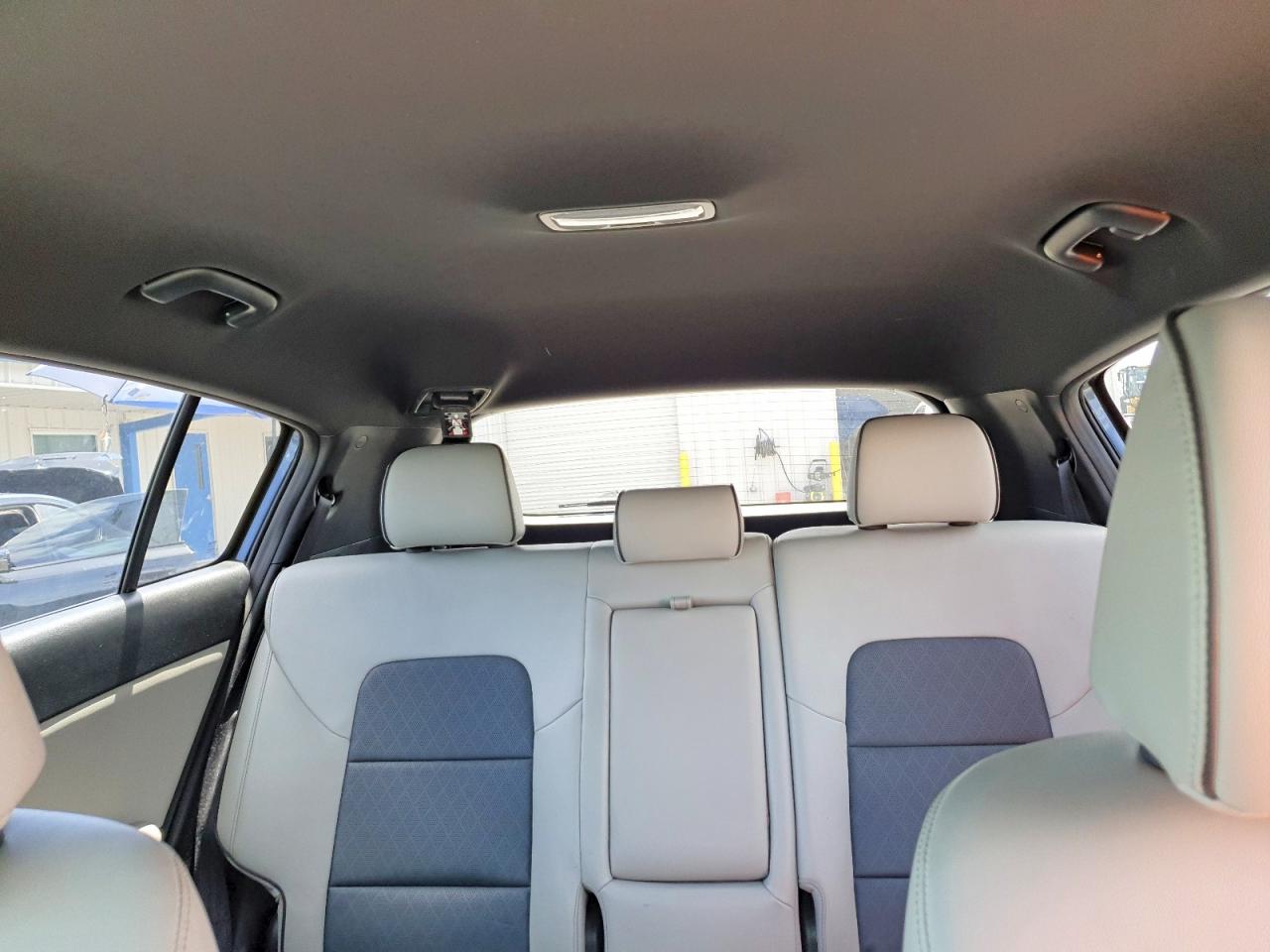 2018 KIA SPORTAGE EX photo 28