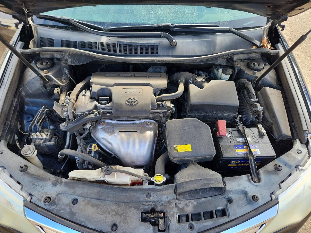 2012 TOYOTA CAMRY XLE photo 31