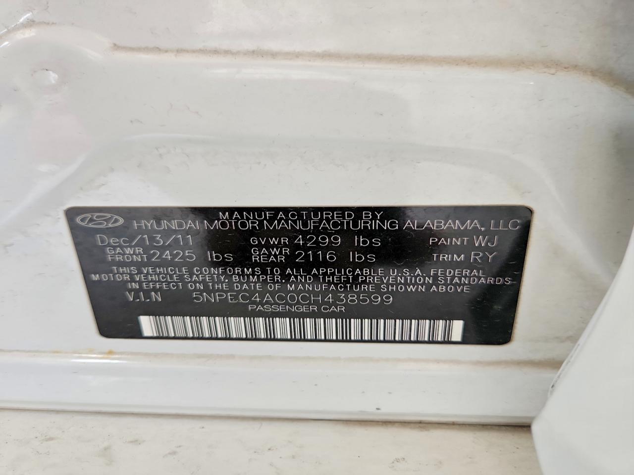 2012 HYUNDAI SONATA SE photo 23