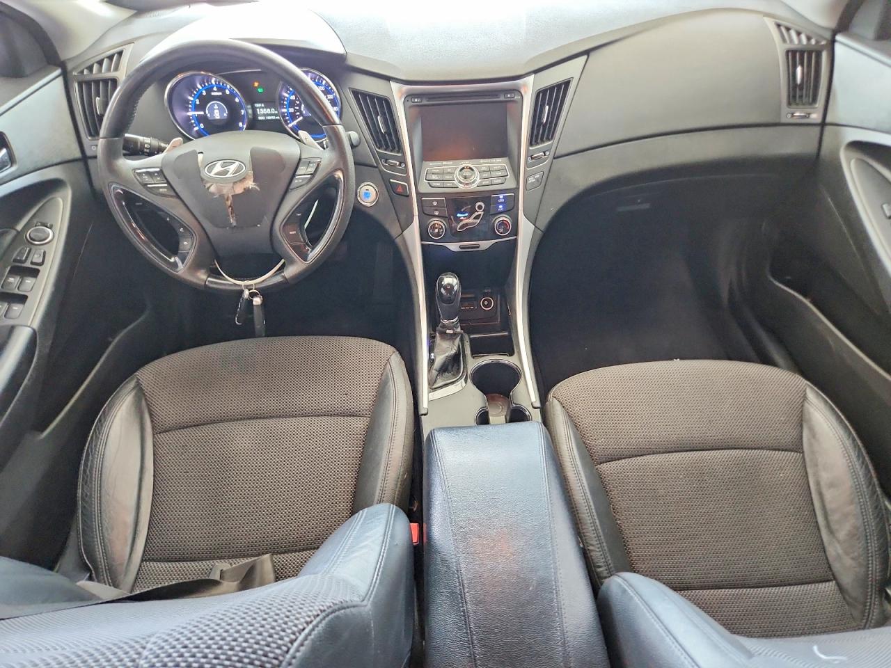 2012 HYUNDAI SONATA SE photo 15