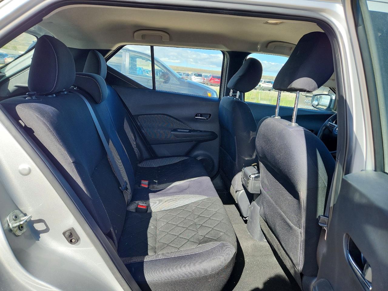 2018 NISSAN KICKS SV photo 28