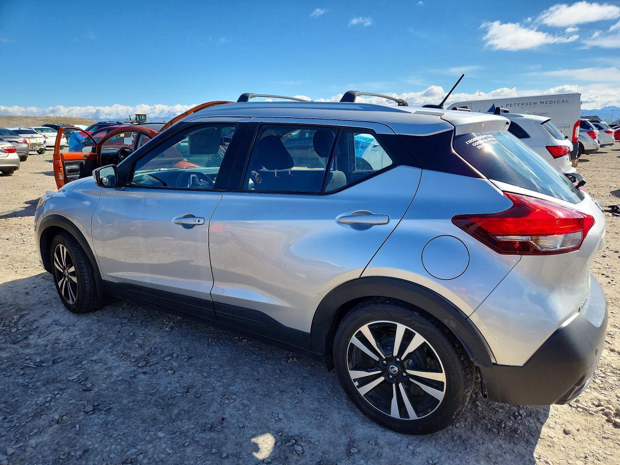 2018 NISSAN KICKS SV photo 4