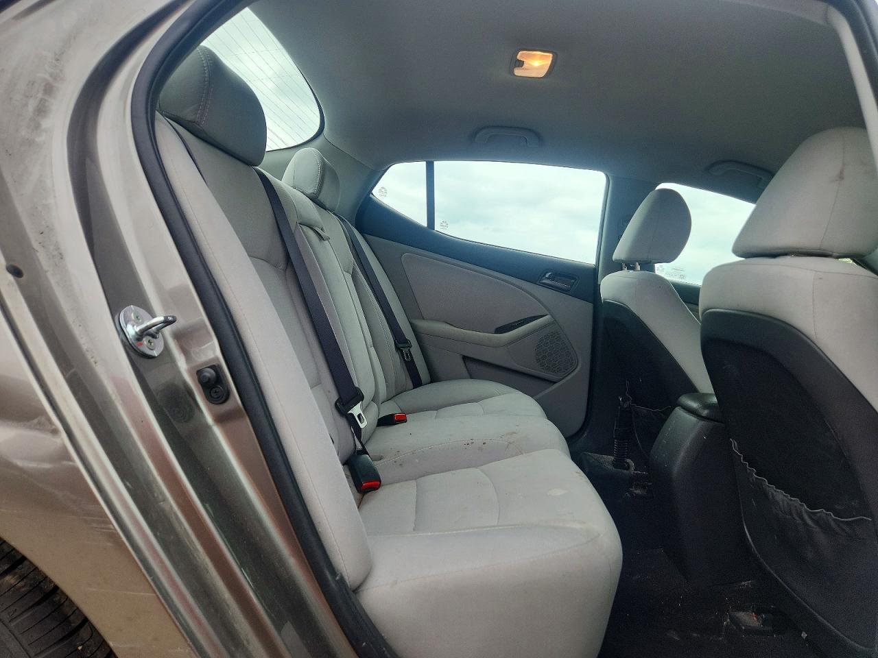 2012 KIA OPTIMA LX photo 31