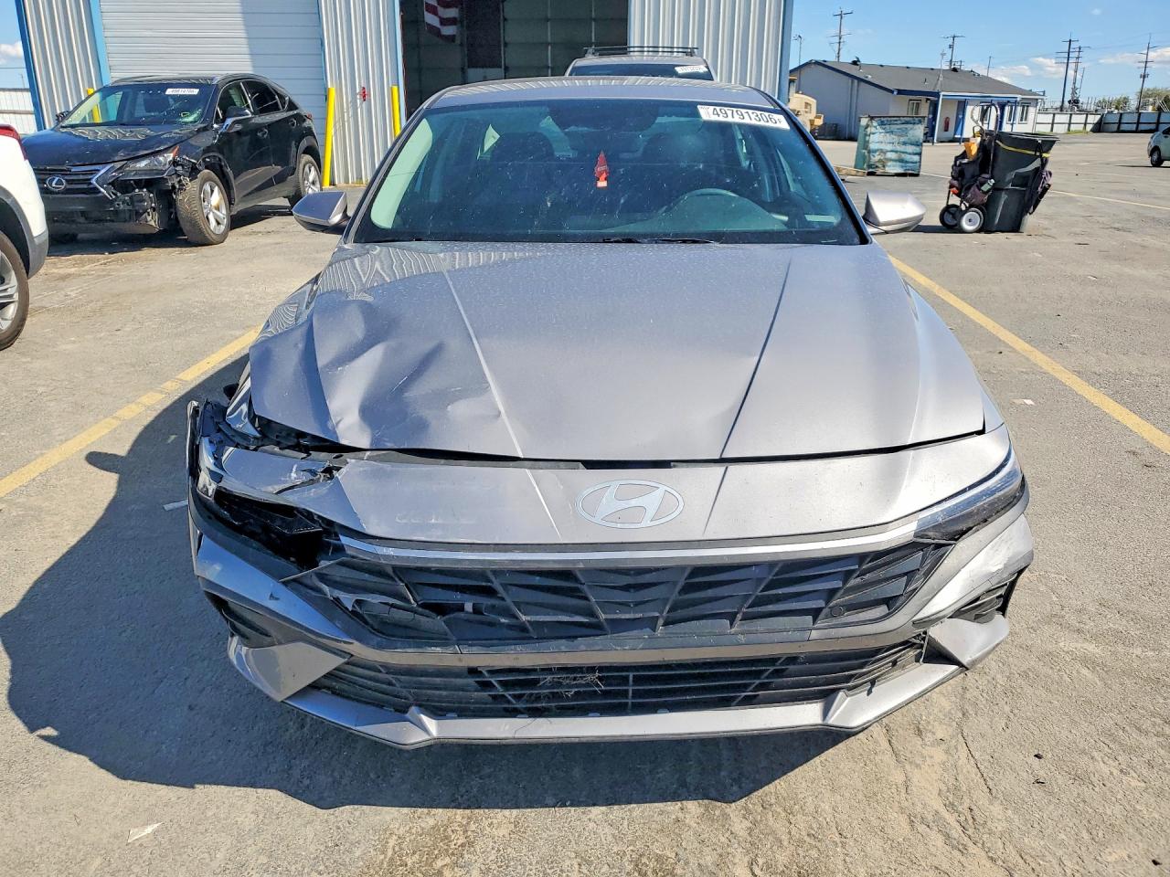 2025 HYUNDAI ELANTRA SE photo 13