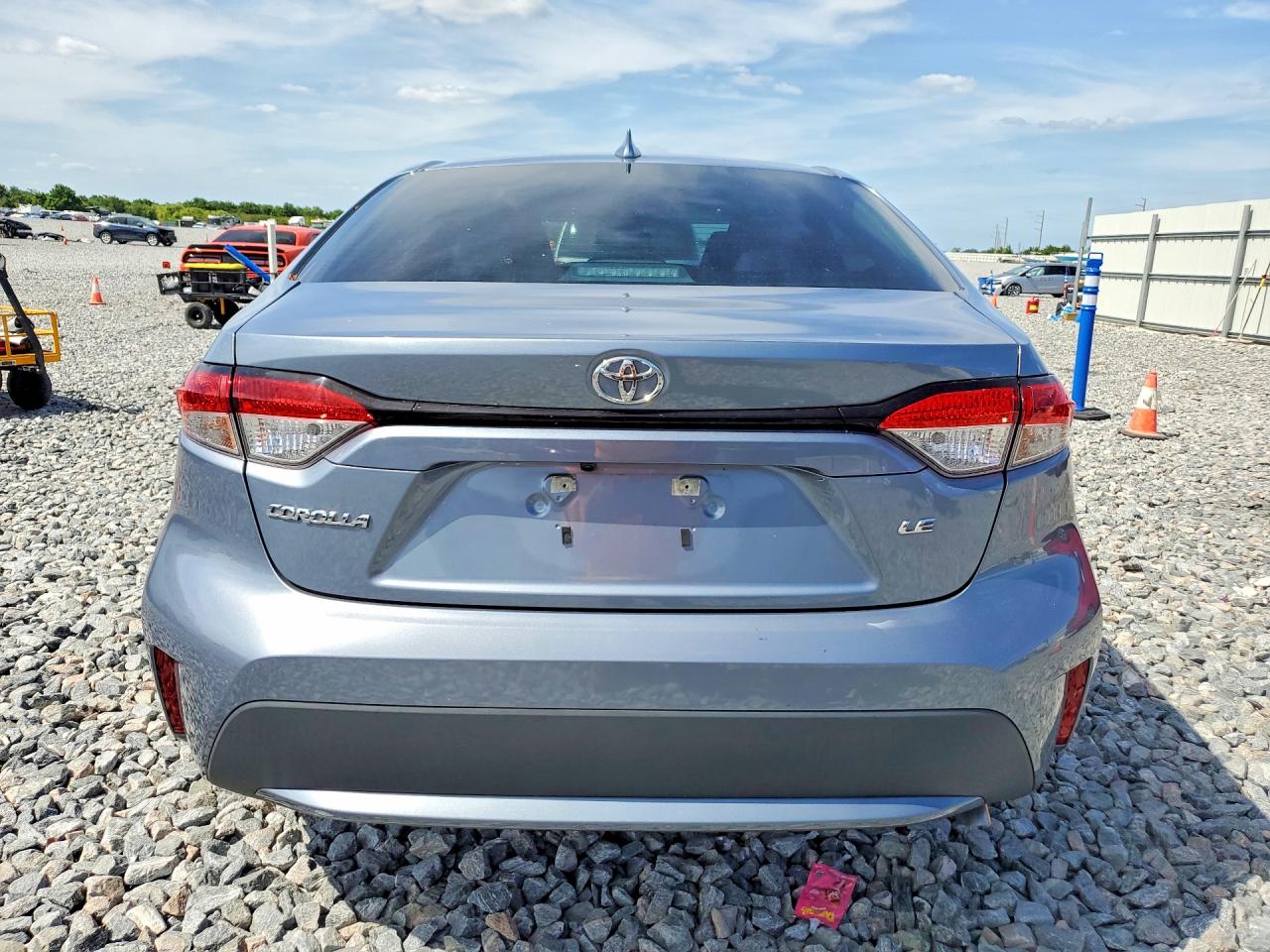 2022 TOYOTA COROLLA LE photo 16