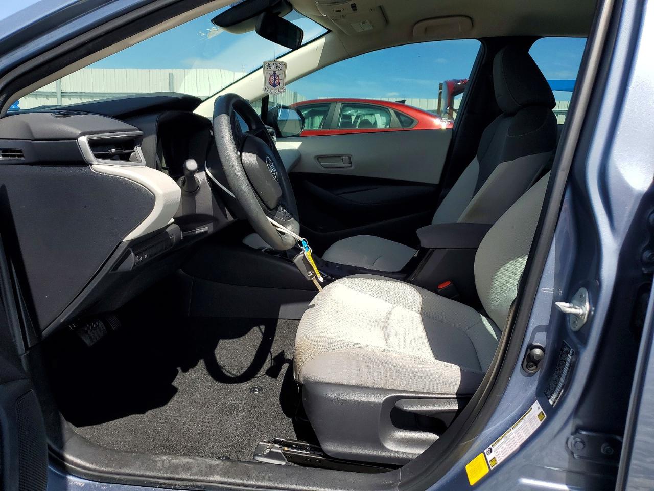 2022 TOYOTA COROLLA LE photo 19