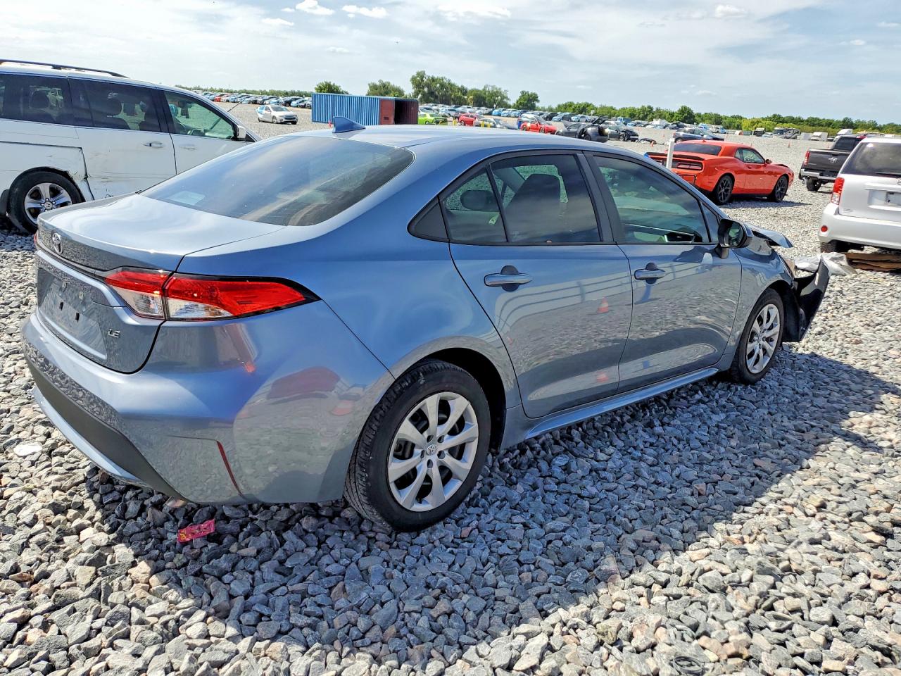 2022 TOYOTA COROLLA LE photo 7