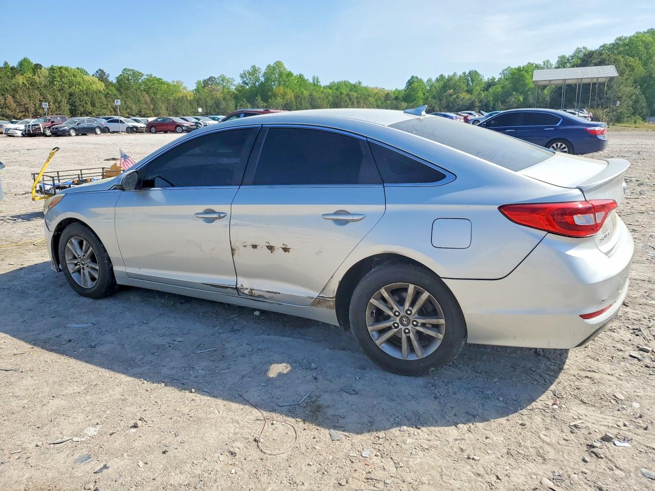 2015 HYUNDAI SONATA SE photo 4