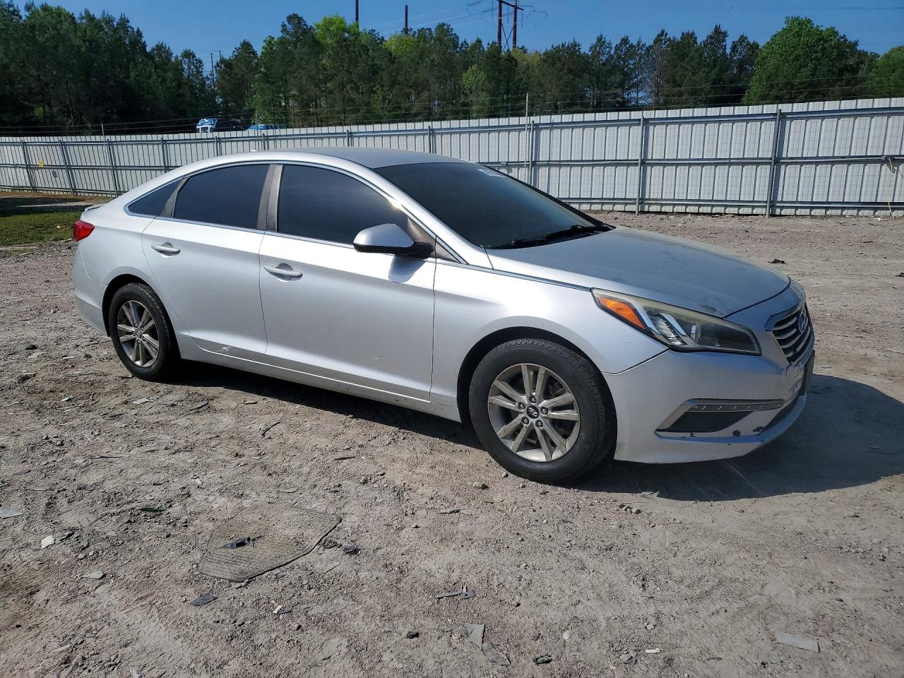 2015 HYUNDAI SONATA SE photo 10