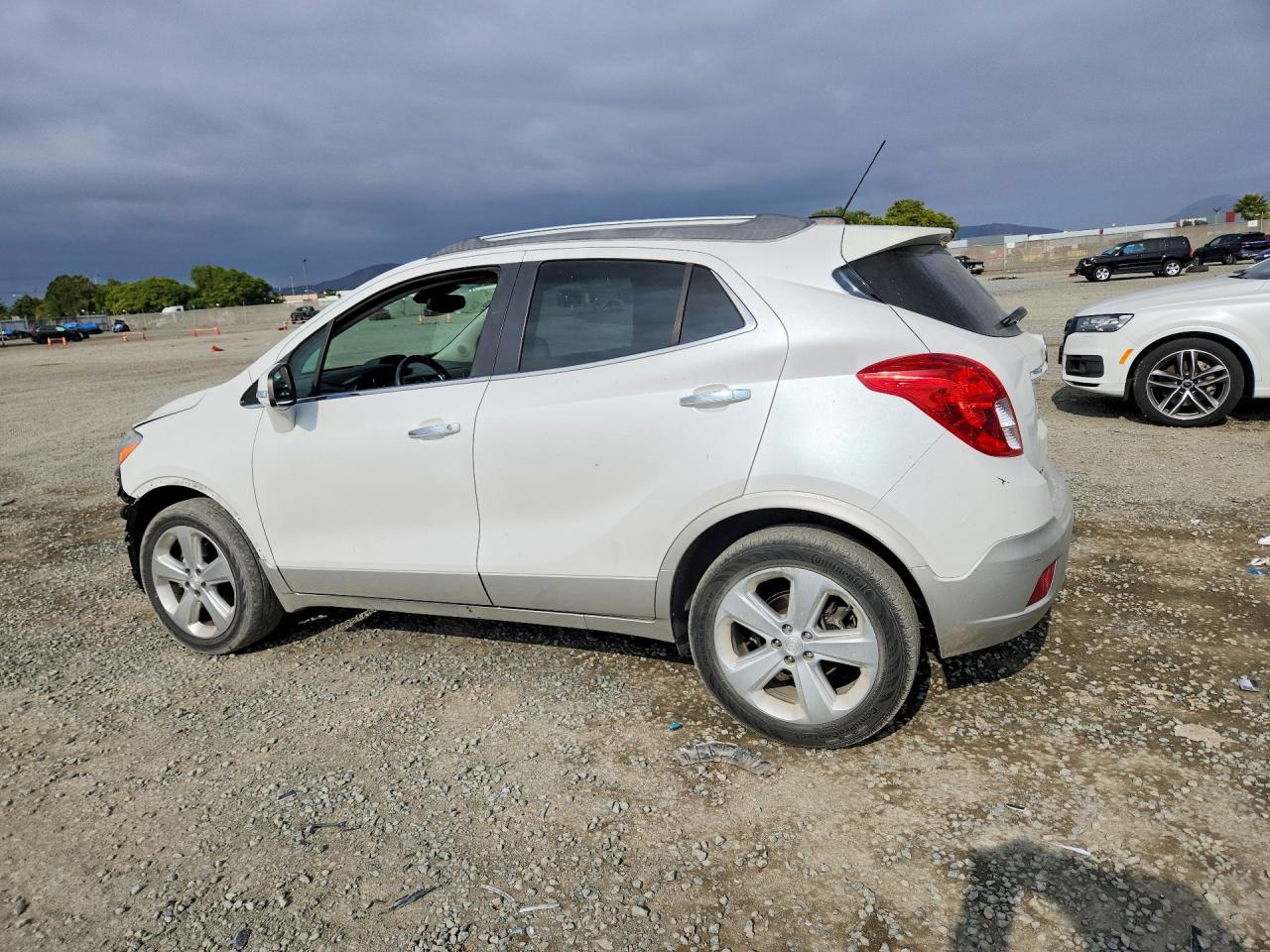 2016 BUICK ENCORE photo 2