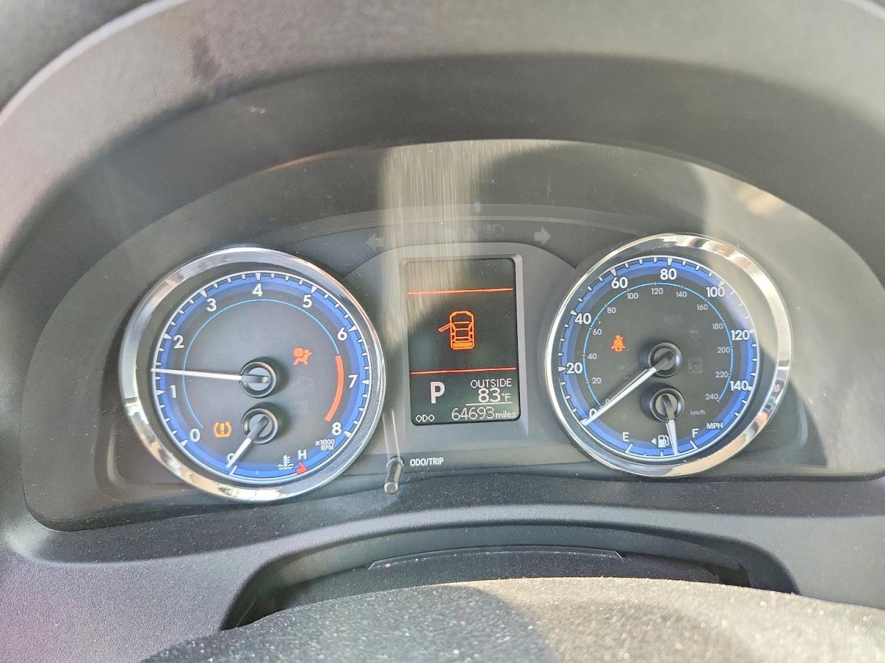 2018 TOYOTA COROLLA LE photo 17