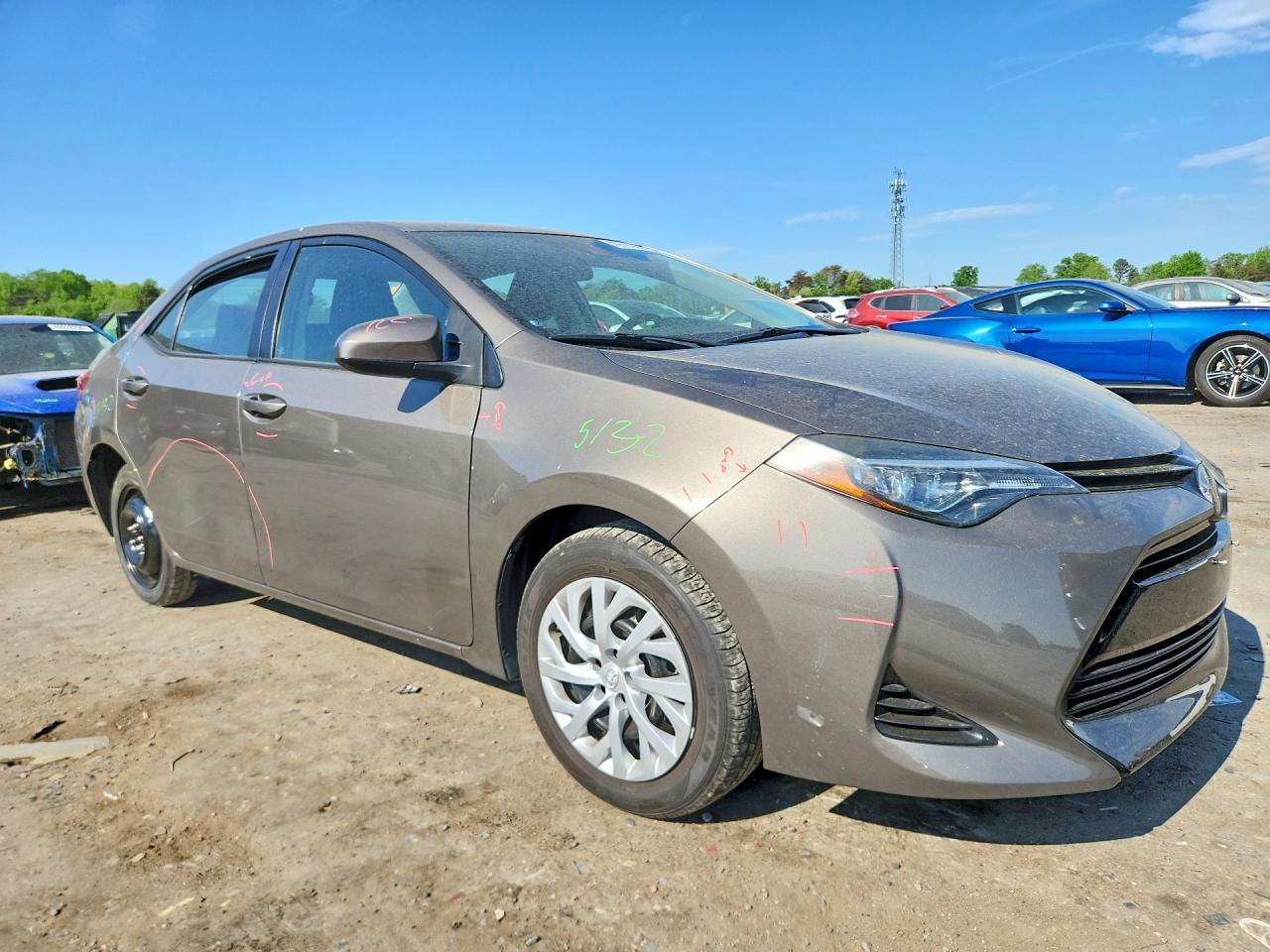 2018 TOYOTA COROLLA LE photo 7