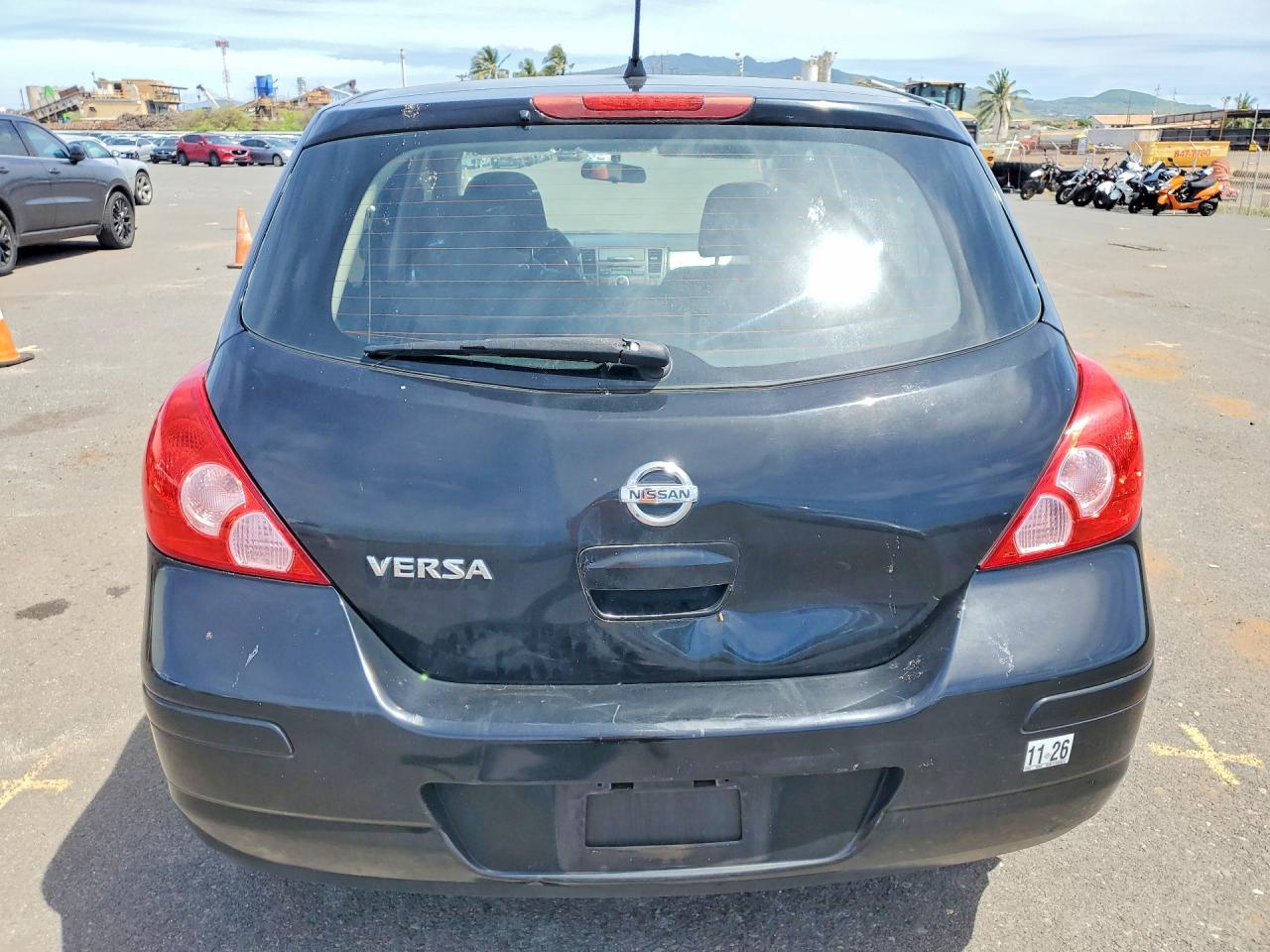 2012 NISSAN VERSA 1.8 S photo 11